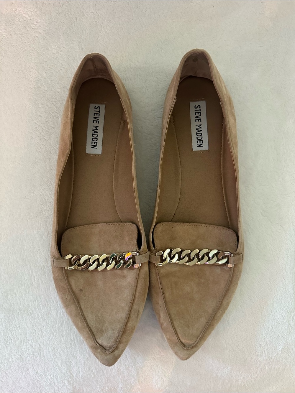 Steve Madden Tan Suede Pointed-Toe Loafers with Gold Chain